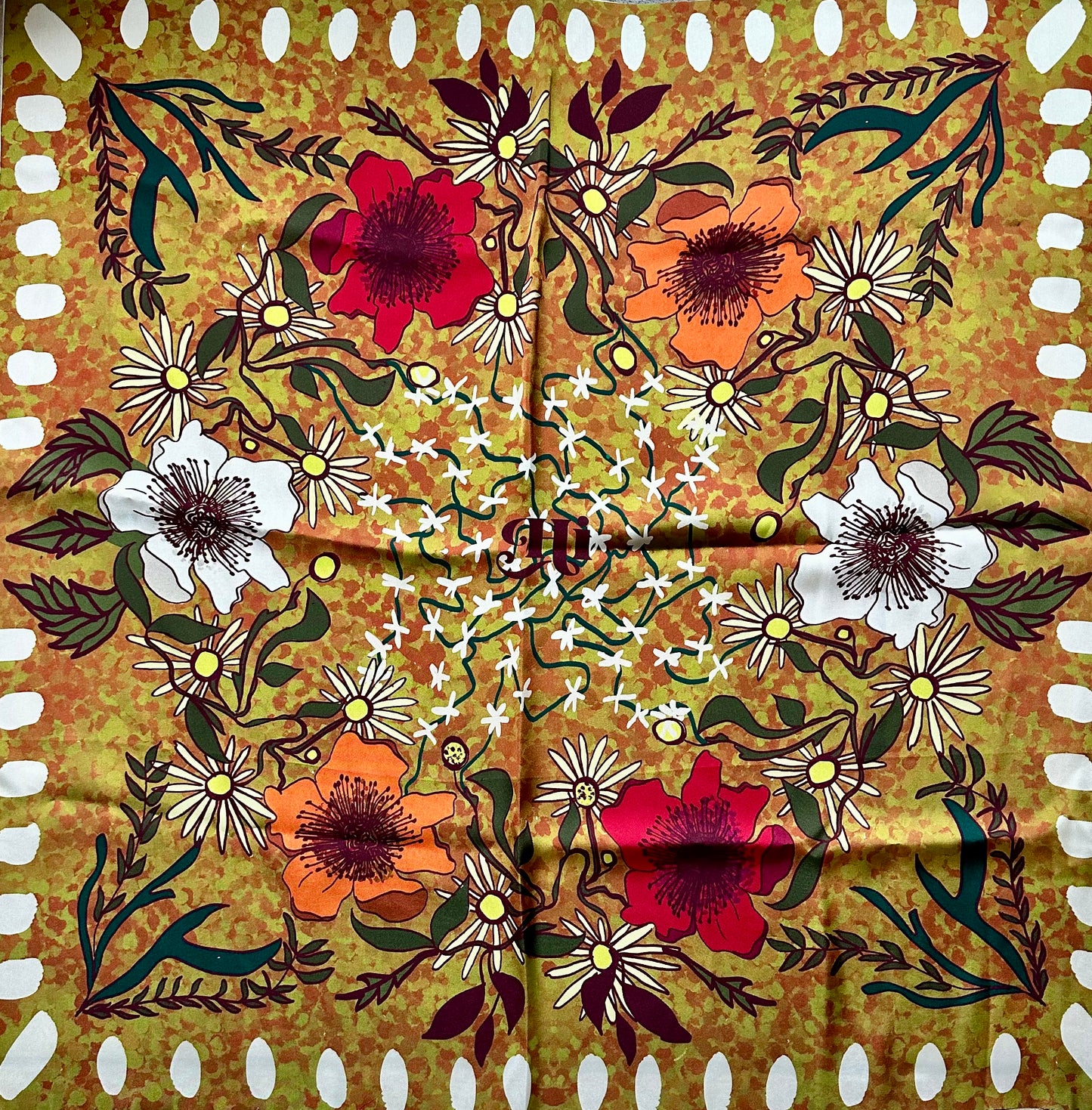 Foulard OTO doré